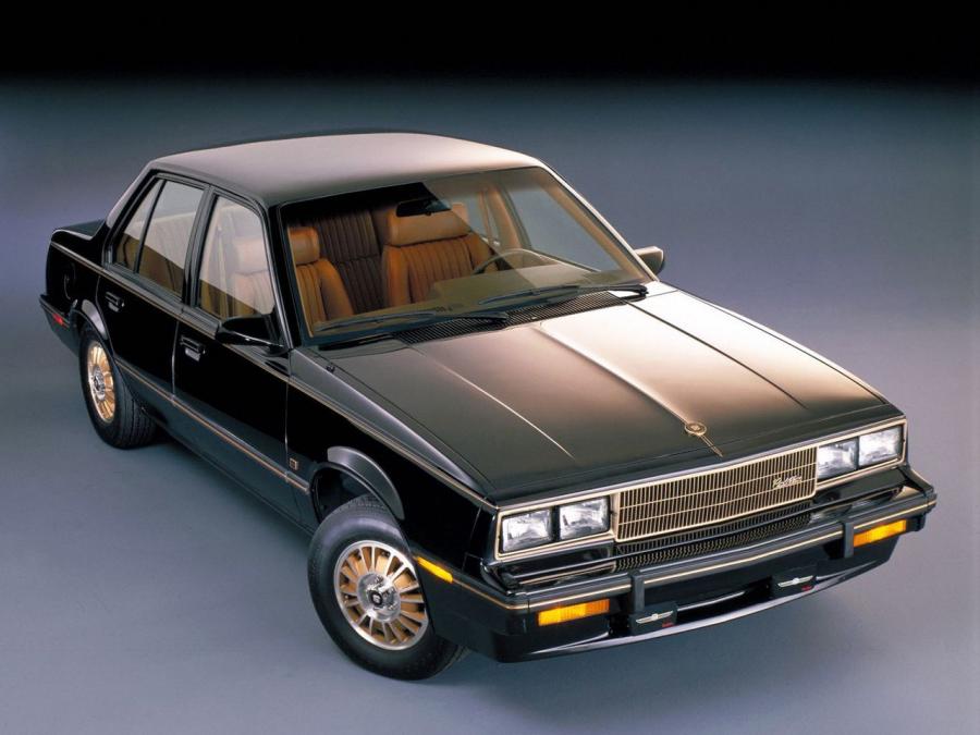  Cadillac Cimarron (6J-G69) 1983 года  (фото 8 из 17)